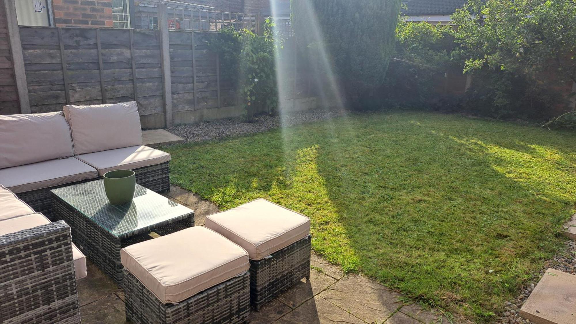 The Heart - Cosy 3 Bedroom House With Double Driveway And Garden In Manchester Esterno foto